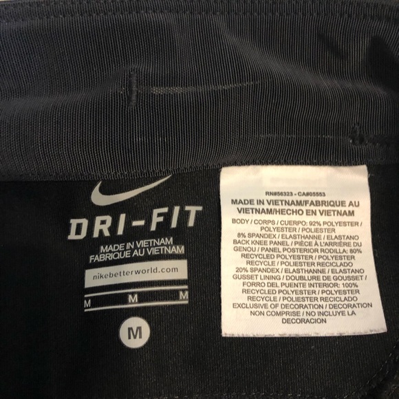 Nike dri fit capri leggings - Picture 3 of 6